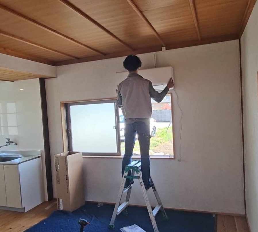 津山市・勝田郡でエアコン工事ならエコプランニングにお任せ！未経験者も大歓迎の職場環境
